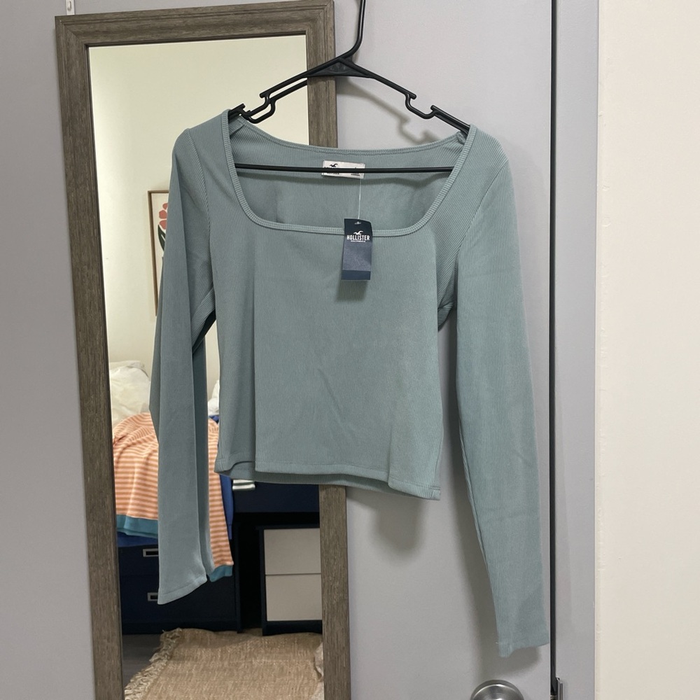 Women's Blue/Teal Long Sleeve Top